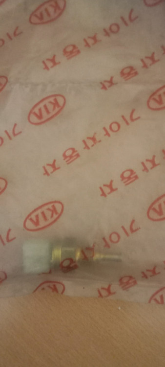 فشنگی آب کیا ریو – سنسور دمای آب رادیاتور ریو مدل ۱۳۸۴ تا ۱۳۹۱