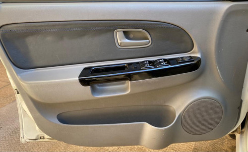 تودری جلو چپ ریو